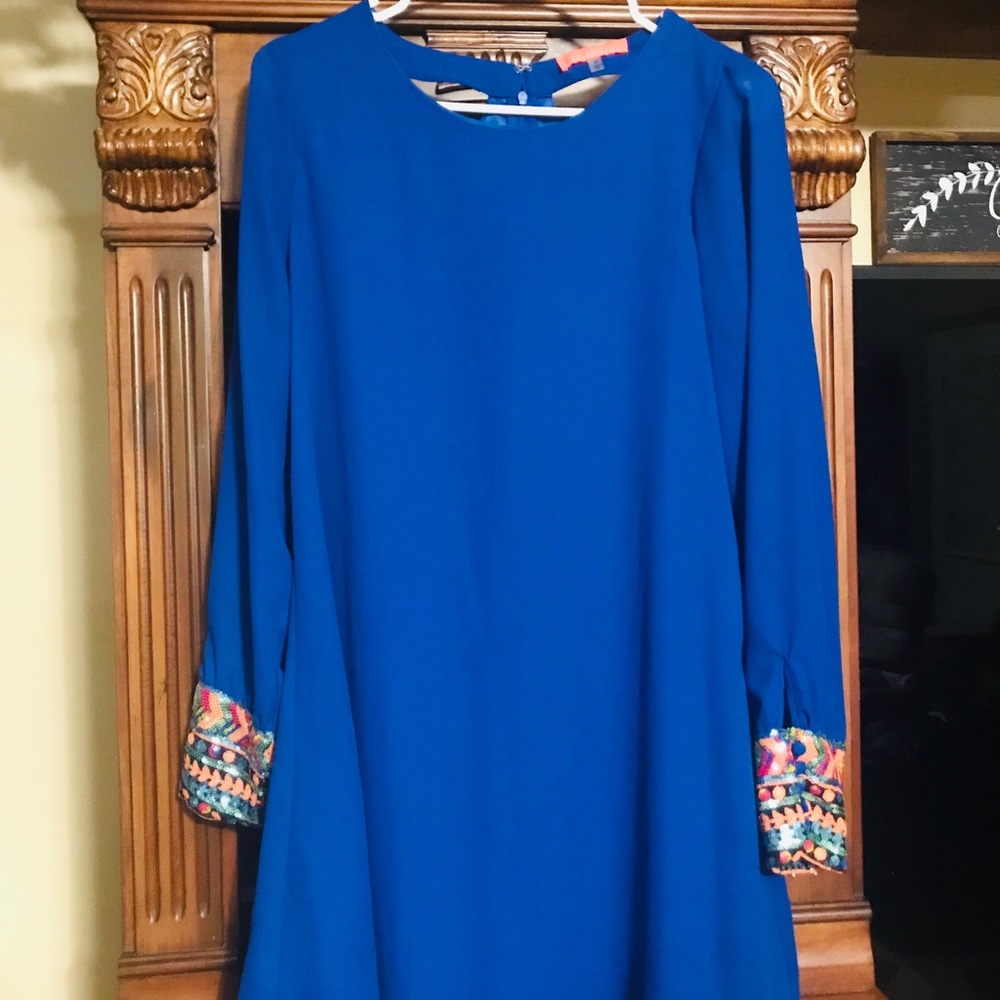 Lulumari Knee Long Sleeve Dress